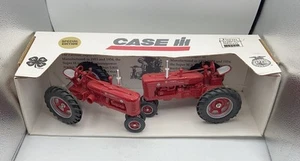 Case IH Super H Super M Farmall Tractor Set 1/16 1999 Scale Models Spec. Ed. - Picture 1 of 7