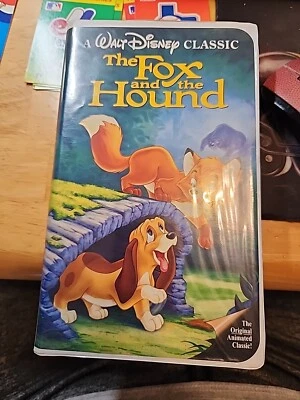 WALT DISNEY CLASSIC THE FOX AND THE HOUND BLACK DIAMOND CLASSIC VHS GREAT COND. - Image 1 of 4