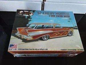 ATLANTIS 57 CHEVY NOMAD 2 DOOR STATION WAGON MODEL KIT FACTORY SEALED - Picture 1 of 5