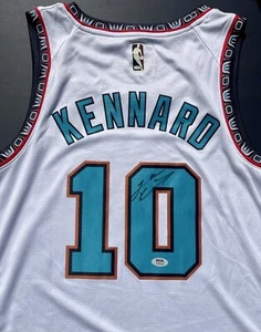 Luke Kennard Signed Autographed Memphis Grizzlies Jersey Psa/Dna Coa - Picture 1 of 4