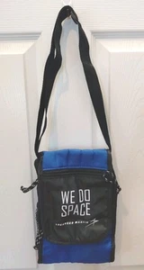 Lockheed Martin Softside Brotzeittasche Kühltasche blau Reißverschluss oben Schultergurt Logo - Bild 1 von 7