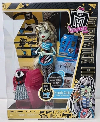 Monster High Doll Frankie Stein Home Ick 2011 - Image 1 of 4