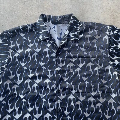 Camisa De Colección Años 90 Y2K ODO Llamas Brillantes Rave Plateada Negra Talla LG Skate Anime Outcast Foto 1 de 4