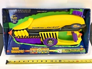 VINTAGE WATER WARRIORS BUZZ BEE TOYS GELBE JACKE 2004 - Bild 1 von 10