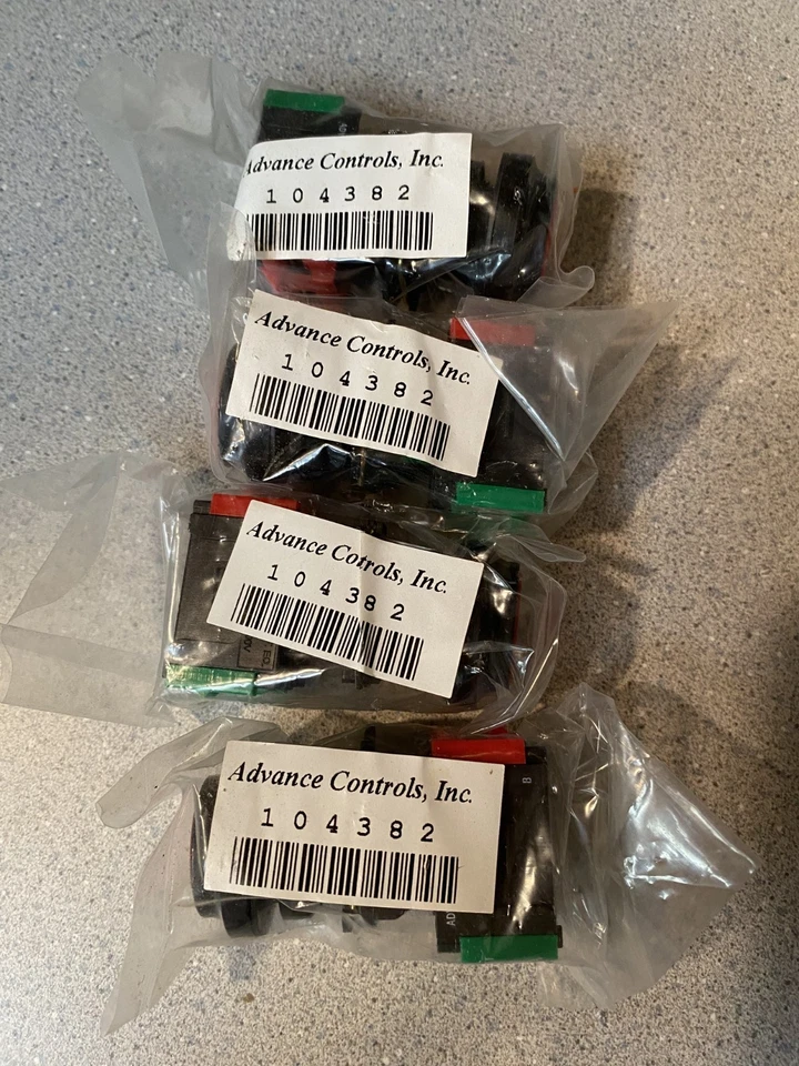 Interruptores de botón Advance Controls 104382 Foto 1 de 1