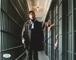 ACTOR TOBY JONES SIGNED "INFAMOUS" TRUMAN CAPOTE 8x10 PHOTO #1 ACOA COA - Bild 1 von 2