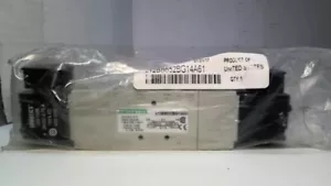Numatics L12BB652BG4A61 Solenoid Valve - Picture 1 of 6