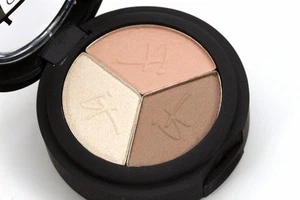 IT Cosmetics Anti-Aging Shadow Trio Luxe Matte & "No Tug" Shadow Brush NIB! - Picture 1 of 2