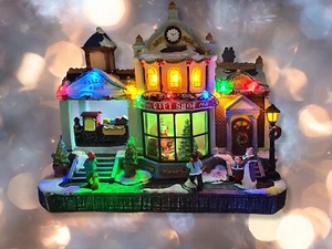 paesaggio natalizio Trenino In Movimento Albero Di Natale Musiche Natalizie Luci - Foto 1 di 11