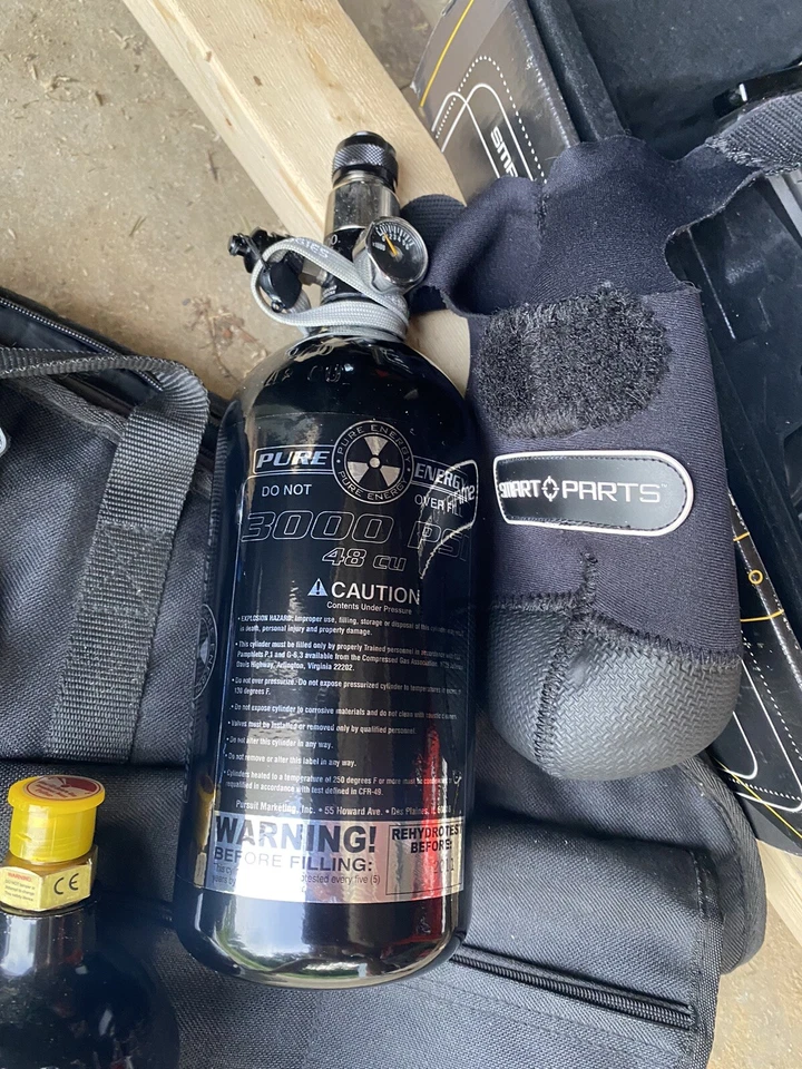 Tanque de paintball Pure Energy 3000 psi 48cu - Imagem 1 de 1