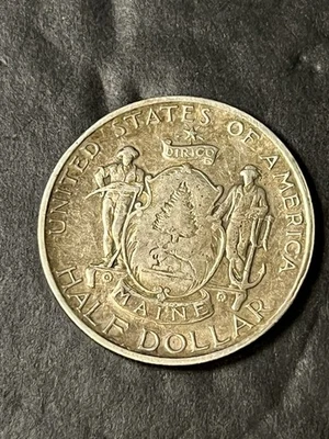 1920 maine commemorative half dollar  - Image 1 of 2