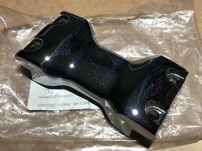 Soporte horquilla delantera cromada Yamaha Virago XV750 XV1000 XV1100 1981-1999 NOS Foto 1 de 4