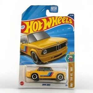 Hot Wheels 2025 HW: 70er vs 90er 5/10 BMW 2002 gelb 77/250 - Bild 1 von 3