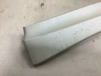 BMW 750Li E66 Sedán 2006 2008 PANEL DE MOLDURA DE CUBIERTA DE ASIENTO DEL LADO DEL PASAJERO DELANTERO DERECHO Foto 1 de 4