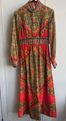 Vestido De Colección Años 60 Rojo Verde RARO VIYELLA Tela Británica Algodón Mezcla Lana PEQUEÑO Foto 1 de 4