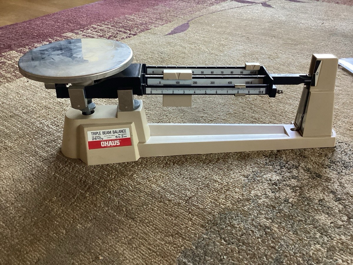 Báscula De Equilibrio Mecánica De Laboratorio Con Pinzas Y