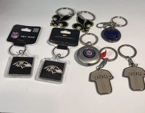 Lote de 10 llaveros temáticos deportivos con cajón de chatarra MBA NFL - Imagen 1 de 15
