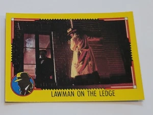 1990 Dick Tracy Card #49 Lawman on the Ledge Topps/Disney Movie Hobby-Excellent - Picture 1 of 4