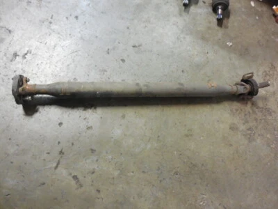 Mercedes W123 300TD 1979-1985 eje de transmisión trasero vagón automático de 5 cilindros Foto 1 de 4