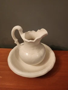 Brocca e lavabo ceramica vintage Maureen Carr bianco biscotto decorazione casale - Foto 1 di 10