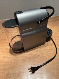Nespresso Inissia C40 Pixie Type Espresso Machine Black Tested! - Picture 1 of 4