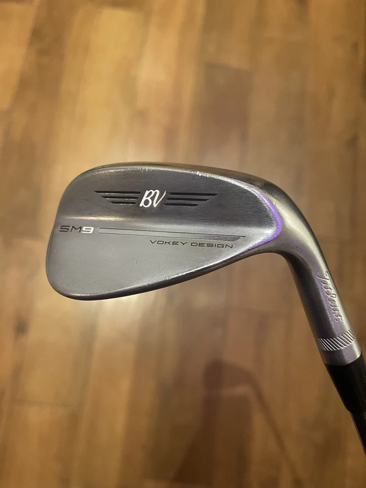 Titleist Vokey SM9 GapW 48 10 F Grind Dynamic Gold Tour Issue X100 BCT Full Cord - Image 1 of 4