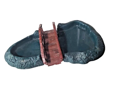 Vintage Plasticville BL-2 Bridge and Pond  - O Scale - Image 1 of 4