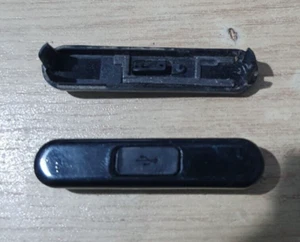 Oryginalna oryginalna obudowa USB Nokia 6500 Classic 6500c czarna obudowa powięziowa - Zdjęcie 1 z 1