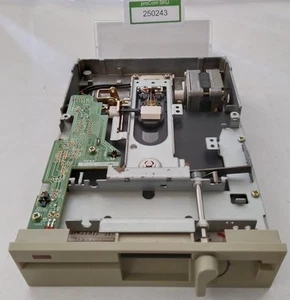 Laufwerk / Floppy Laufwerk / Disketten / Teac / FD-55GFR / 5,25" / Beige - Bild 1 von 4