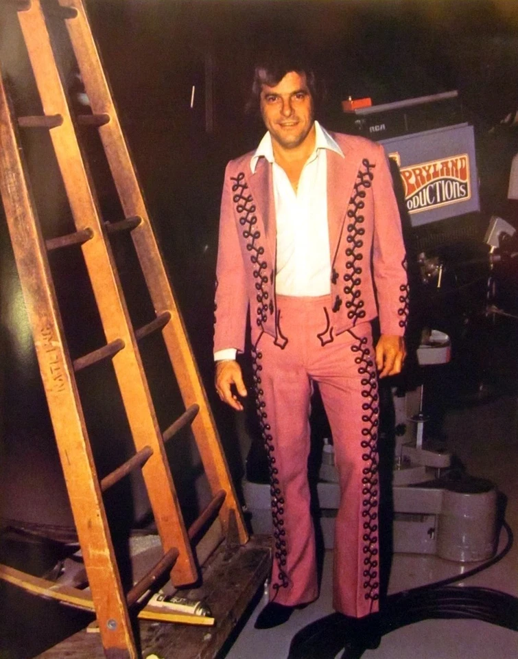 RAY PILLOW country 1980s color photo Grand Ole Opry pink suit I'll Take the Dog - Image 1 of 1