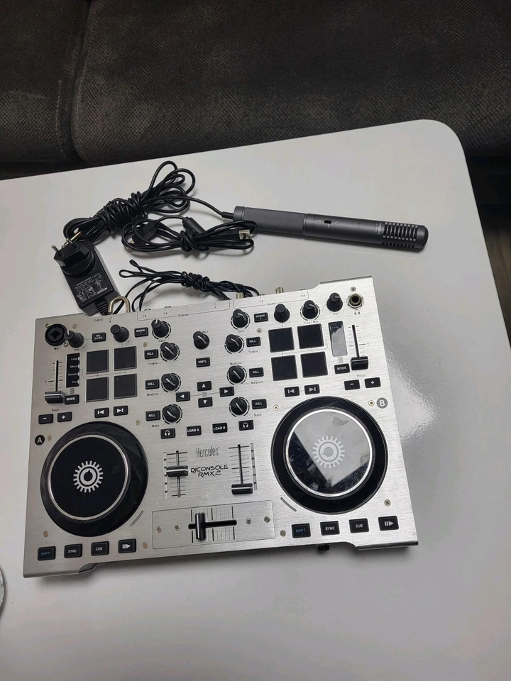 Hercules DJControl Inpulse 200 MK2 2-Deck DJ-Controller Mischpult + Kopfhörer - Bild 1 von 1