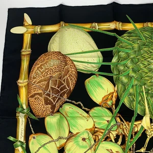 Sciarpa scialle HERMES Carre 90 JARDIN CREOLE seta 100% nero multicolore senza scatola usata - Foto 1 di 7