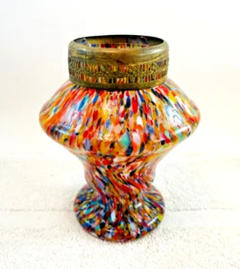 Antike Tschechische Böhmische End Of Day Konfetti Glas Vase Durchbohrt Messing Fitted Ring - Bild 1 von 6