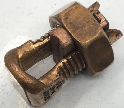 KS20 BURNDY COMPACT HIGH STRENGTH HIGH COPPER ALLOY SERVIT SPLIT BOLT WITH RANGE - Image 1 of 4