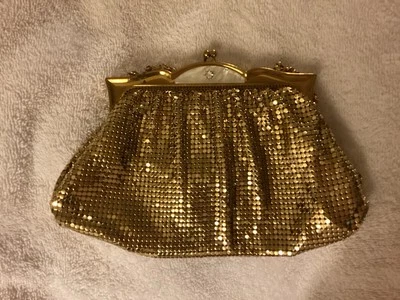 Vintage Whiting & Davis Gold Mesh Evening Bag Clutch Purse Prom Wedding Strap - Image 1 of 4