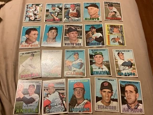 Lot (205) 1967 Topps Baseball - EX-NM -Higher Grade - No Creases - No Duplicates - Picture 1 of 20