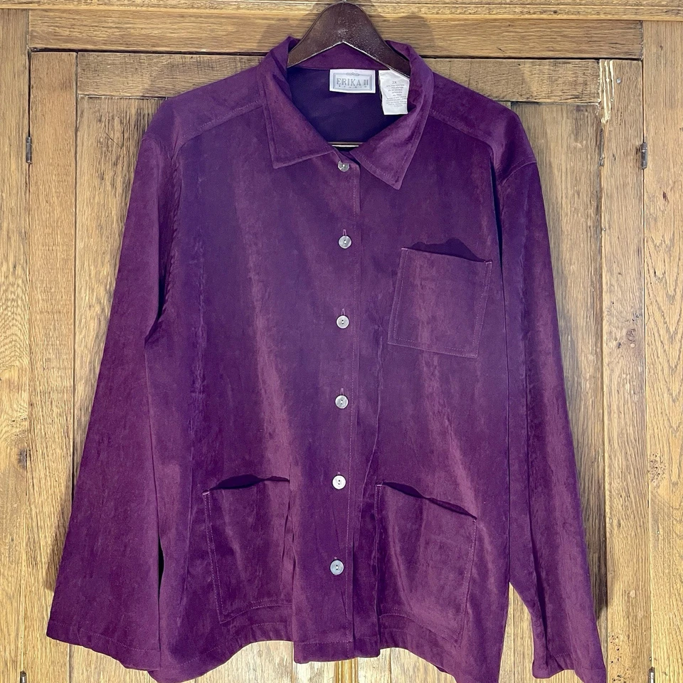 De Colección Erika II Studio Mujer 2X Chamarra Ciruela Imitación Gamuza Abotonada Manga Larga Foto 1 de 4