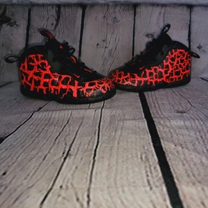 Nike Little Posite One TD 'Cracked Lava' Toddler Sz 8C 723947-012 Black Crimson - Picture 1 of 7