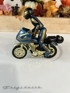 VINTAGE 1980s TURBO TEAM MOTORCYCLE RIDERS DRIVER ACTION FIGURE AND CYCLE - Picture 1 of 4