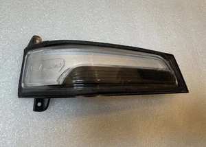 2023-2025 Ram 2500 3500 Truck Right Side Mirror Turn Signal Light Lamp Lens OEM - Picture 1 of 8