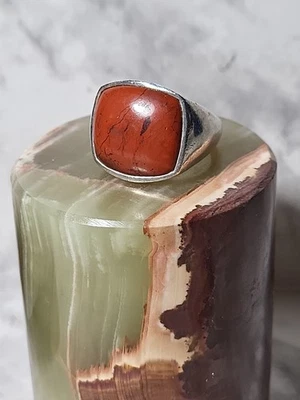 Vintage Sterling Silver Signet Ring Red Jasper Gemstone 925 size 7 Unisex Estate - Image 1 of 4