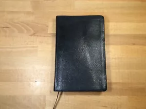 Holy Bible, ESV Thinline Edition, English Standard Version, Crossway, Leather - Picture 1 of 18