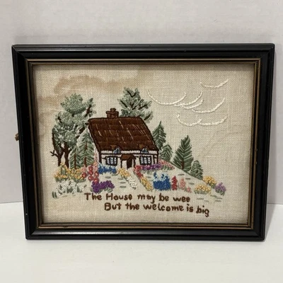 Flores de casa con marco de costura vintage 8 X 10 pulgadas DEFECTOS Foto 1 de 4