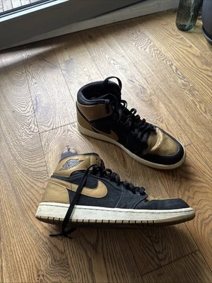 Air Jordan 1 Retro Alto Melo Talla 10 Dorado Foto 1 de 4