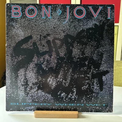 Bon Jovi Keep Slippery When Wet LP vinyl 1992 with inner EX/VG+ - Image 1 of 4
