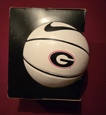 Nike Talla Completa Versa Tack Baloncesto NCAA Georgia University Bulldogs UGA NUEVO Foto 1 de 4