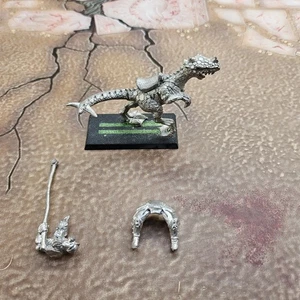 Dark Elf Knight Cold One Standard Bearer Metal - Warhammer Old World Elves - Picture 1 of 8