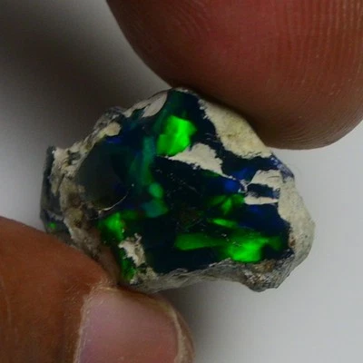 Premium Polished Black Ethiopian Opal Rough 13.55 Cts Opal Gemstone For Jewelry - Image 1 of 4