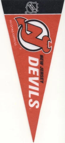 NEW JERSEY DEVILS MINI NHL FELT PENNANT 9" LONG OFFICIALLY LICENSED HOCKEY Cover