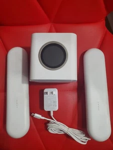 Ubiquiti AmpliFi HD Mesh Wi-Fi System w/ Router and 2 Meshpoints - Picture 1 of 2